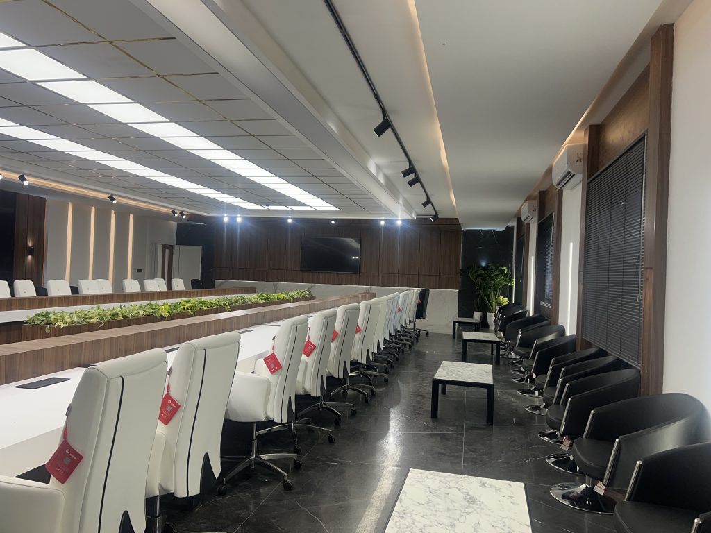 طراحی ،خریدو نصب سیستم برق و شکبه و طراح ساختمان مرکزی 2 و 1،مهندسی و سهروردی