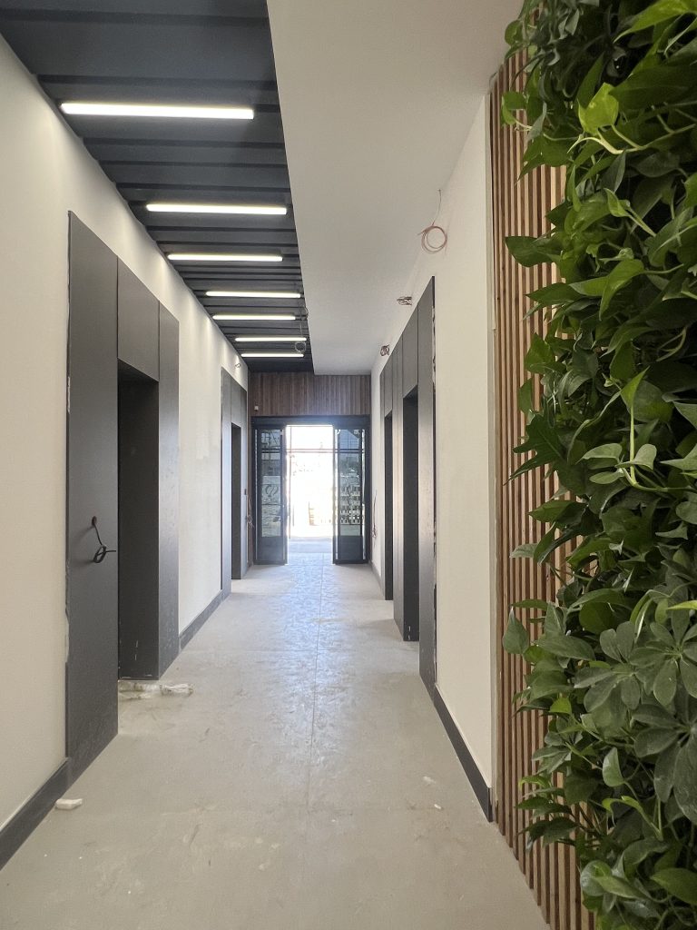 طراحی ،خریدو اجرای طبقه اول ساختمان اداری پترو پالایش سهروردی